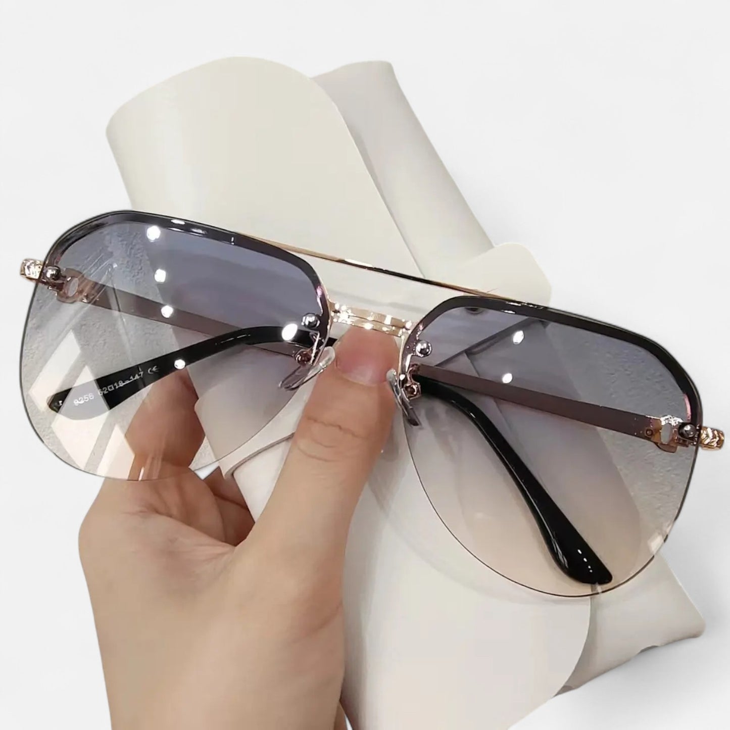 Claireve | Lunettes de Soleil Élégantes à Double Pont pour Femmes – Monture Métal Demi-Cerclée, Tendance Nouvelle