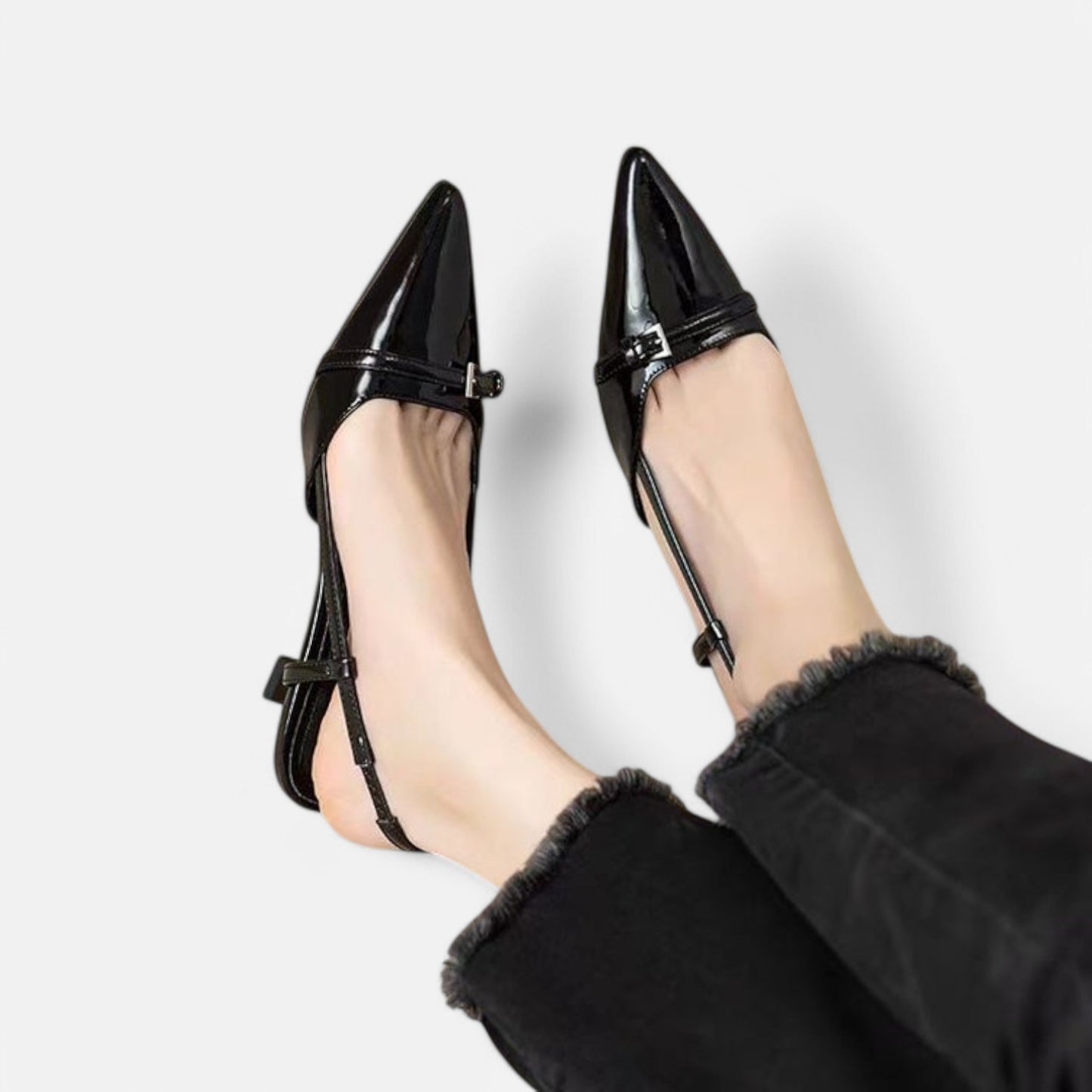 Claireve | Sandales Slingback à Talons Mi-Hauts – Brillance Audacieuse, Allure de