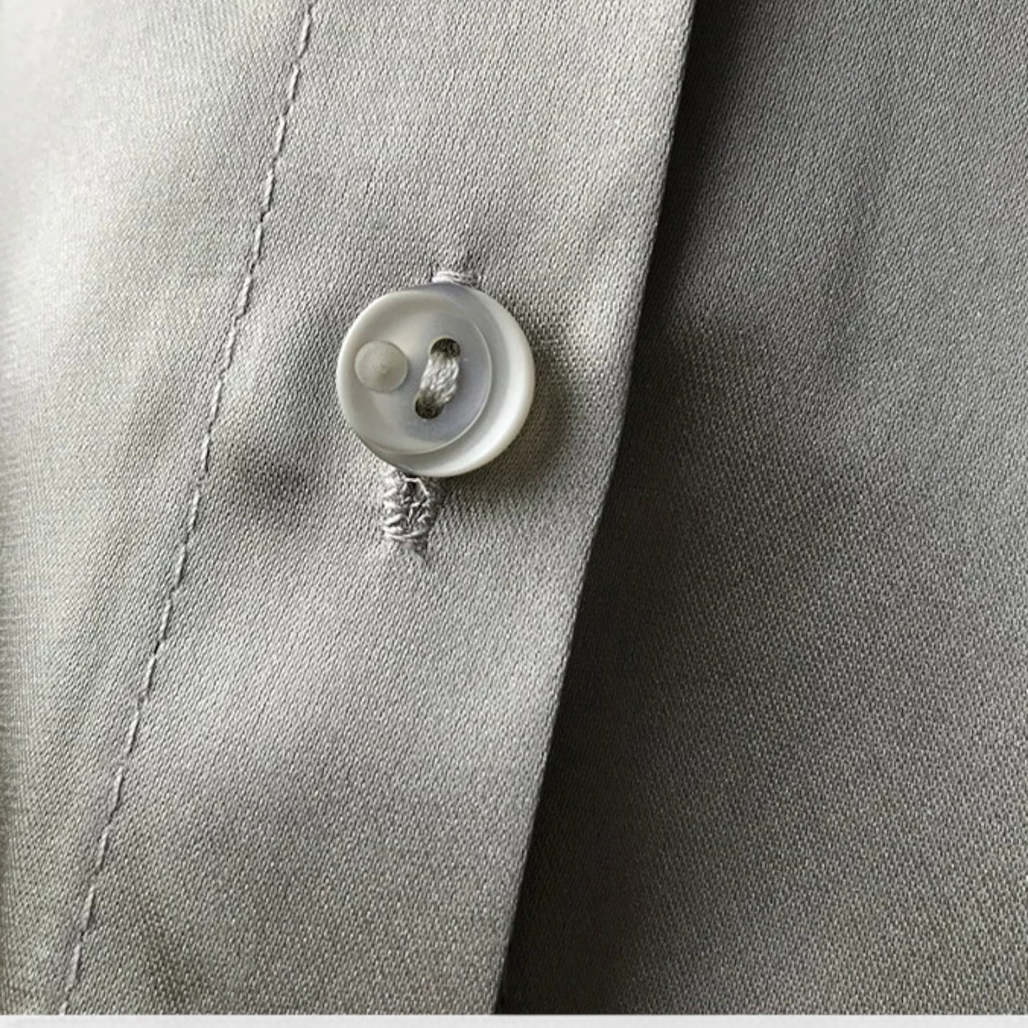 Claireve | Blouse Femme en Satin Blanc – Fluidité Vintage, Éclat Printanier