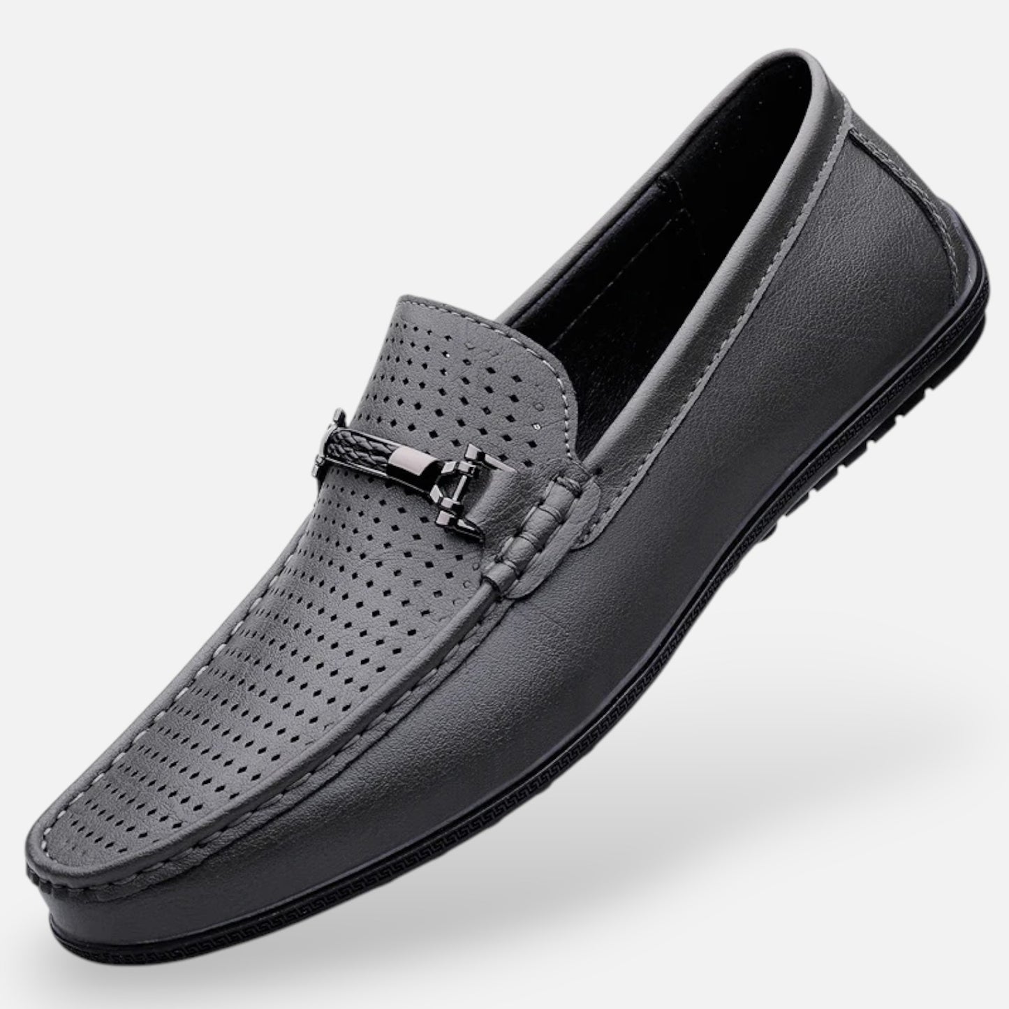 Claireve | Mocassins en Cuir avec Boucle Métallique – Élégance Moderne, Confort Respirant